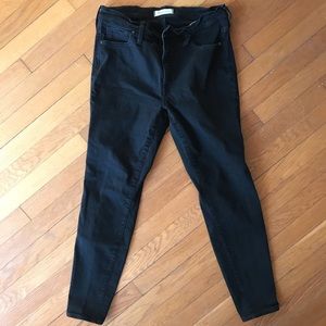 Madewell 9” High Rise Skinny Jeans in Black